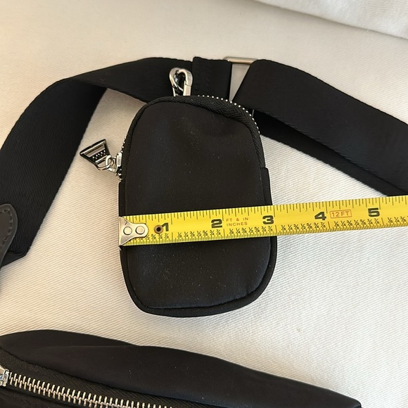 NWOT RARE Most Wanted USA Convertible Belt Bag in Black OS - Picture 8 of 14